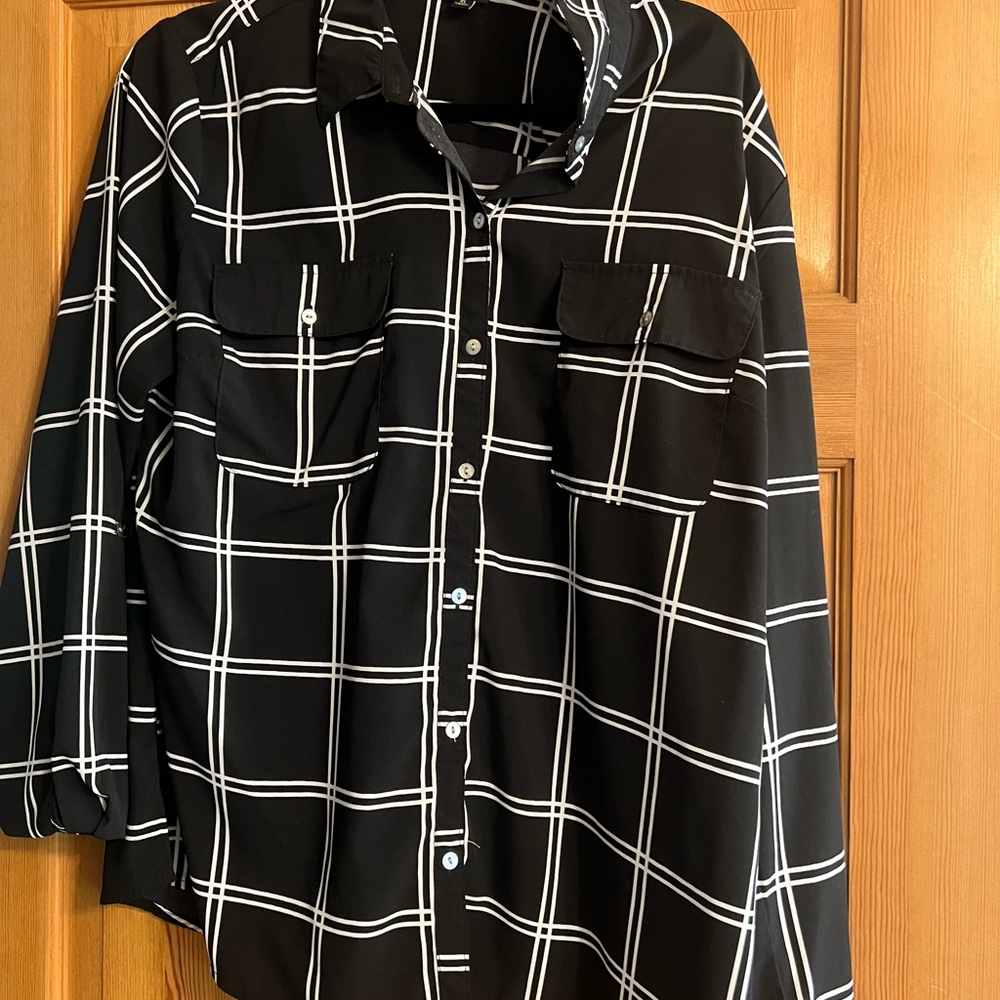 Black and White Plaid Button-Up Shirt
